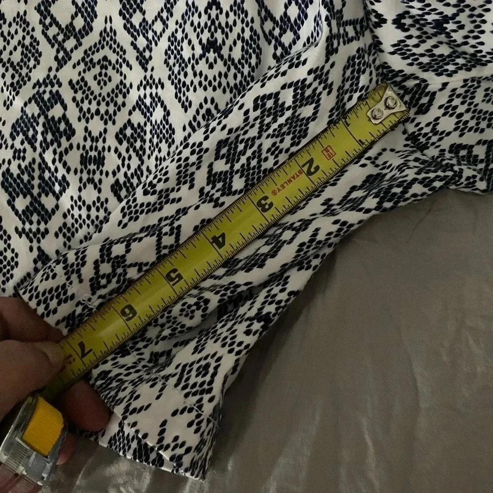 Cute summer casual navy and white plus size shorts - Picture 6 of 8